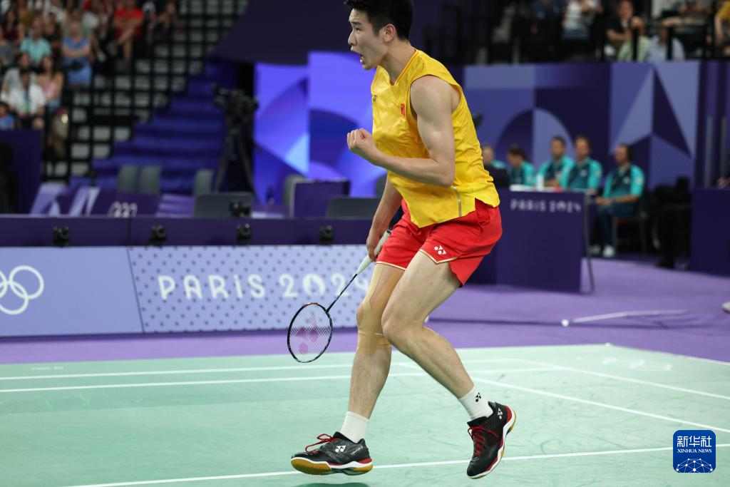 整体进攻更 整体进攻更